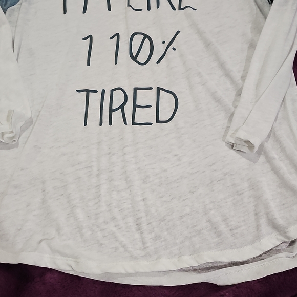 Casual Blue and White Graphic Tee - Picture 4 of 6